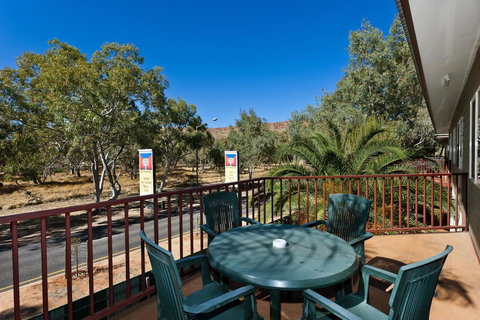 Alice On Todd Apartments - Accommodation Mount Tamborine 2