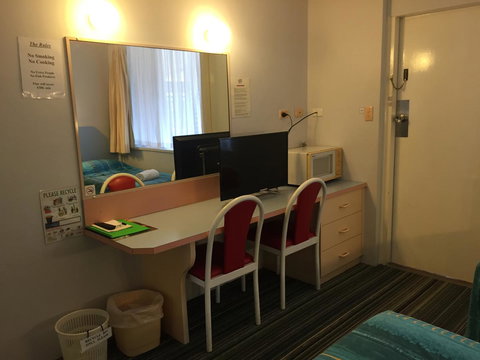 Golden Sands Motor Inn - Accommodation Mount Tamborine 14