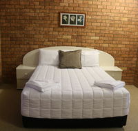 Golden Sands Motor Inn - Accommodation Mount Tamborine