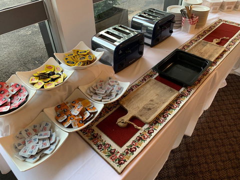 Winnellie Hotel Motel - Accommodation Mount Tamborine 6