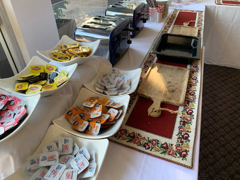 Winnellie Hotel Motel - Accommodation Mount Tamborine 4