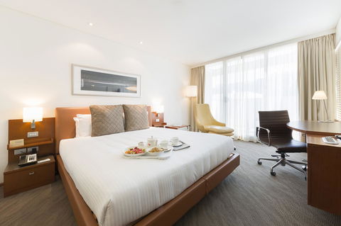 Novotel Canberra - Accommodation Mount Tamborine 7