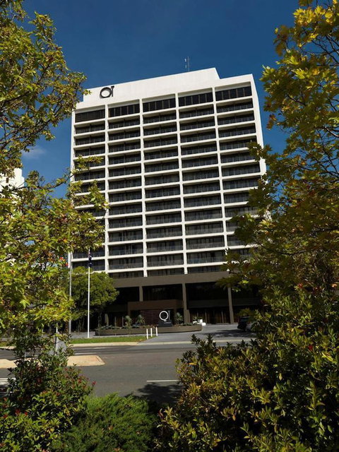 QT Canberra - Accommodation Mount Tamborine 15