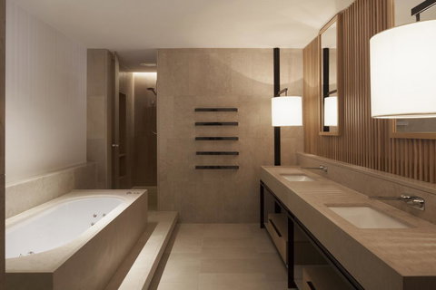 Hotel Realm - Accommodation Mount Tamborine 19