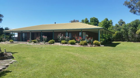 Bonaways - Accommodation Mount Tamborine 0