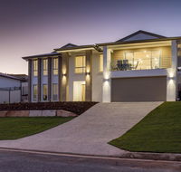 Brand New Executive Living - Accommodation Mount Tamborine