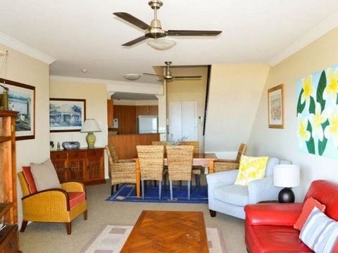 Breakers 1/10 - Accommodation Mount Tamborine 1