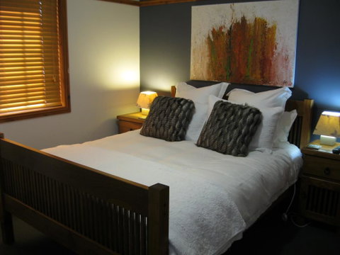 Brick Creek House - Accommodation Mount Tamborine 3