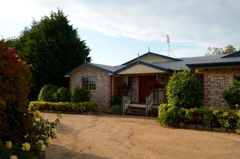 Brick Creek House - Accommodation Mount Tamborine 0