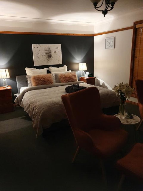 Brick Creek House - Accommodation Mount Tamborine 2