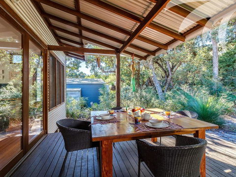 Buccoo - Accommodation Mount Tamborine 2