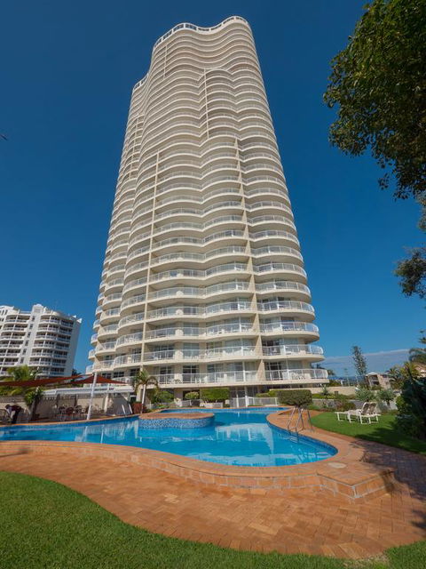 Burleigh Surf Apartments - Accommodation Mount Tamborine 3