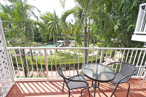 Cairns Beach Resort - Accommodation Mount Tamborine 3
