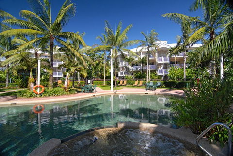 Cairns Beach Resort - Accommodation Mount Tamborine 0