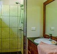 Cairns Homestead A Peaceful Getaway - Accommodation Mount Tamborine