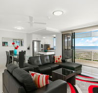 Cairns Luxury Seafront Apartment - Accommodation Mount Tamborine