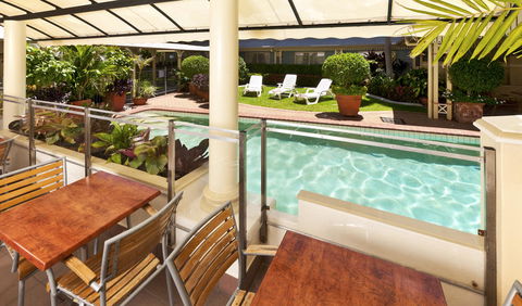 Cairns Queens Court - Accommodation Mount Tamborine 2