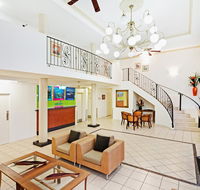 Cairns Queens Court - Accommodation Mount Tamborine