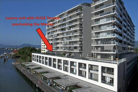 Cairns Waterfront - Harbourlights - Accommodation Mount Tamborine 0