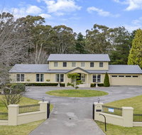 Camelot - superbly proportioned and ideally located - Accommodation Mount Tamborine
