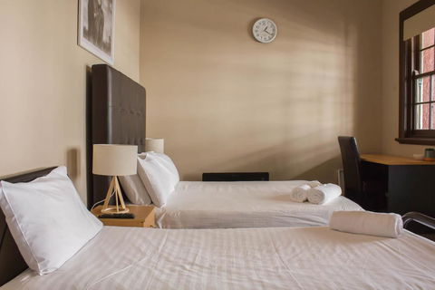 Campsie Hotel - Accommodation Mount Tamborine 2