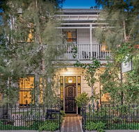 Captains Retreat Apartments and Cottages - Accommodation Mount Tamborine