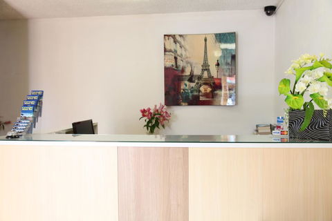 Carnegie Motor Inn - Accommodation Mount Tamborine 2