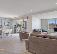 Carrington No.4 - Nelson Bay CBD - Accommodation Mount Tamborine