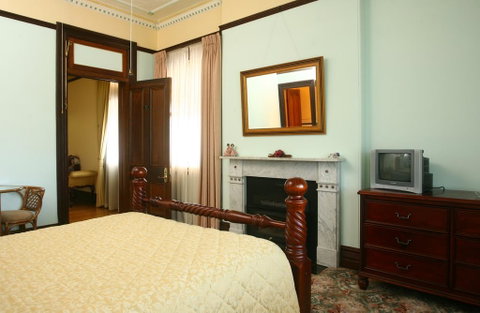 CBC Bed & Breakfast & Cafe - Accommodation Mount Tamborine 2