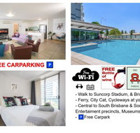 CBD Views-With FREE Wine Free-Carpark-Netflix-WiFi - Accommodation Mount Tamborine
