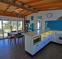 CDC-625 Beach House - Accommodation Mount Tamborine