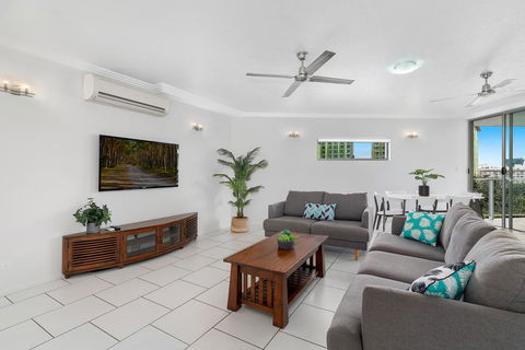 Centrepoint Apartments - Accommodation Mount Tamborine 3