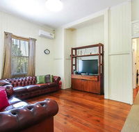 Charming Characterful Rustic-style Home Near The Gabba - Accommodation Mount Tamborine