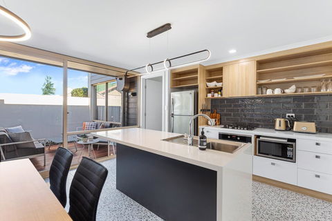 City Courtyard Apartment - Accommodation Mount Tamborine 0