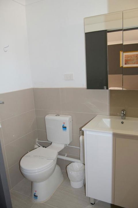 Civic Motor Inn - Accommodation Mount Tamborine 3