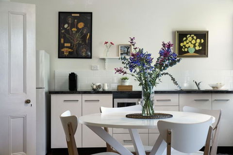 Clementine - Accommodation Mount Tamborine 1