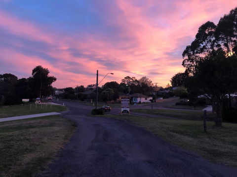 Coal Creek Motel - Accommodation Mount Tamborine 3