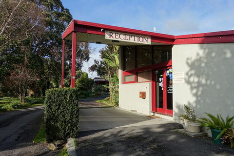 Coal Creek Motel - Accommodation Mount Tamborine 1