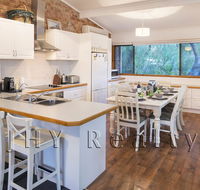 Coastal Cottage - Accommodation Mount Tamborine