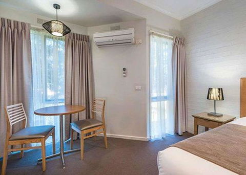 Comfort Inn Coach & Bushmans - Accommodation Mount Tamborine 3