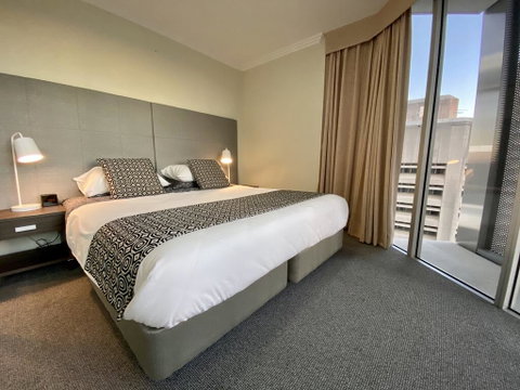 Comfy CBD Home In The Heart Of The City - Accommodation Mount Tamborine 1