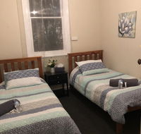 Commercial Hotel - Accommodation Mount Tamborine