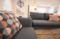 Contemporary Esprit with river reserve access