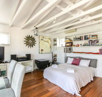 Cool Architect-Designed Studio Close To CBD - Accommodation Mount Tamborine