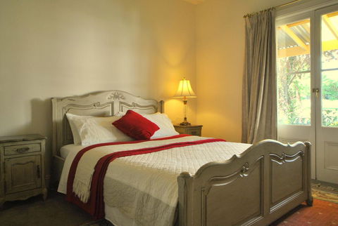 Cooma Cottage - Accommodation Mount Tamborine 3