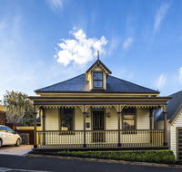 Corinda Contemporary - Accommodation Mount Tamborine