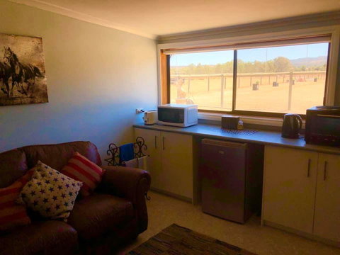 Cottage Equus - Accommodation Mount Tamborine 2