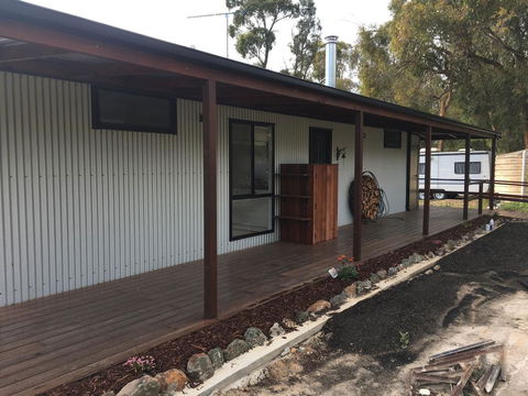 Country Cabin With Mountain Views Close To Ballarat - Accommodation Mount Tamborine 3