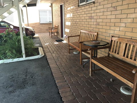 Country Comfort Gin Gin Wild Scotsman Motor Inn - Accommodation Mount Tamborine 2