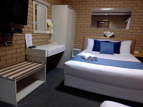 Country Home Motor Inn - Accommodation Mount Tamborine 3